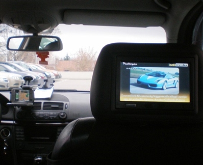 Reklámfilmek az anyósülésbent